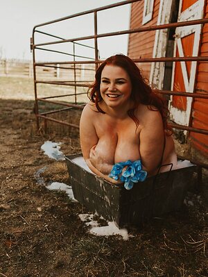 Ruby Roxx Super Curvy Model NUDE Photos and Videos leaked photo #73