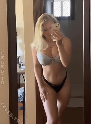 rubydeburg_ leaked photo #11
