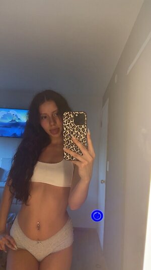 ruby.garcia leaked photo #24