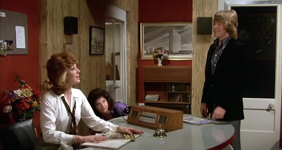 Rula Lenska leaked photo #8