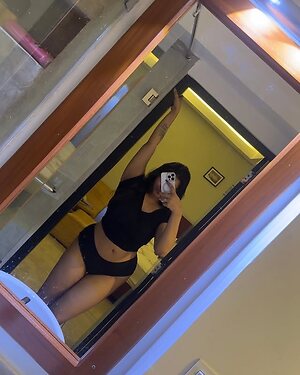 Set 1 — 5 photos