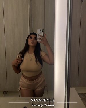 Rumaisa Ivnat Nude Leaked Photo #33