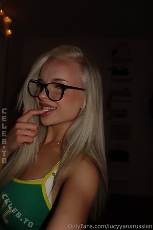 Russianlucy leaked photo #5