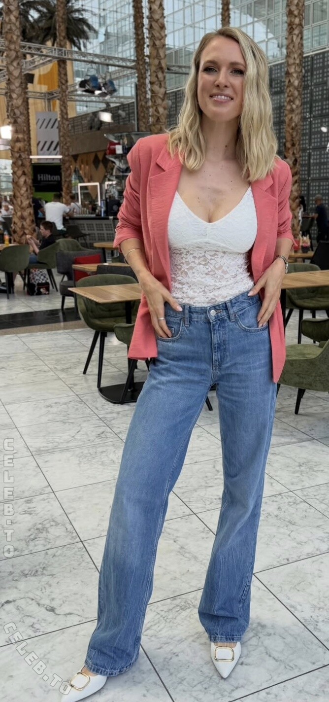 Ruth Hofmann photo