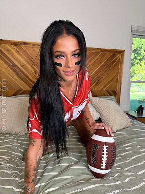 Ryan Reid Nude Leaked Photo #17