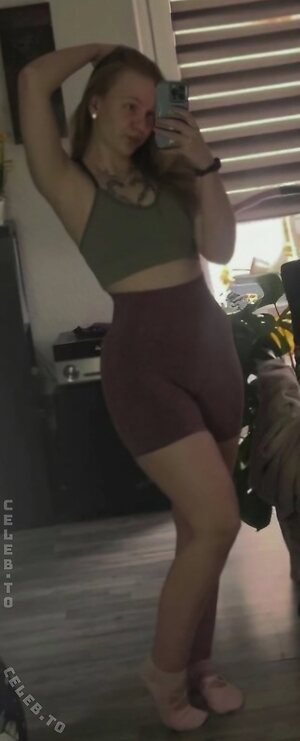 Ryumeike Nude Leaked Photo #2