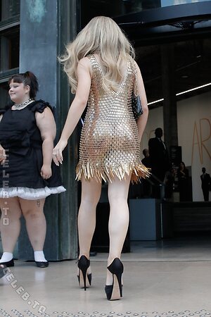 Sabrina Carpenter Nude Leaked Photo #77