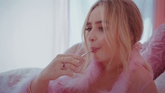 Sabrina Carpenter