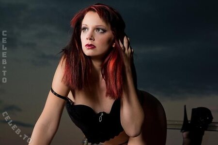 Sabrina Herz Nude Leaked Photo #37