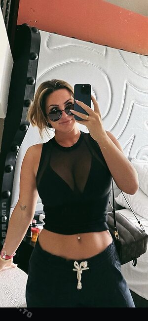 Sabrina Leamon Nude Leaked Photo #20