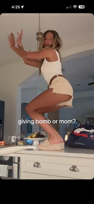 Sadie Crowell leaked photo #5