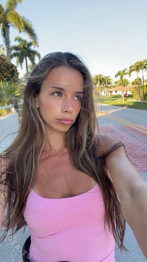 Sadie Mckenna Nude Leaked Photo #32