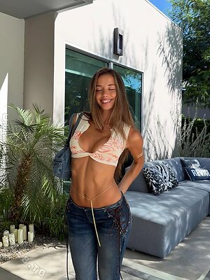 Sadie Mckenna photo