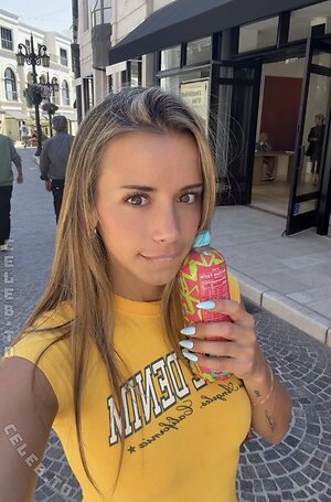Sadie Mckenna photo