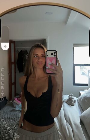Sadie Mckenna photo