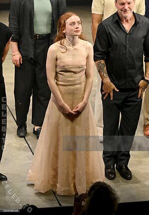 Sadie Sink Nude Leaked Photo #36