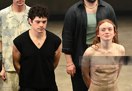 Sadie Sink Nude Leaked Photo #40