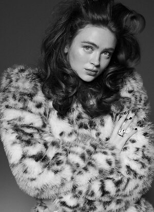Sadie Sink leaked photo #351