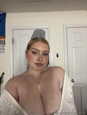 Sadie Stone Nude Leaked Photo #11