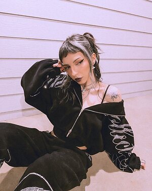 sailorbeeee leaked photo #18