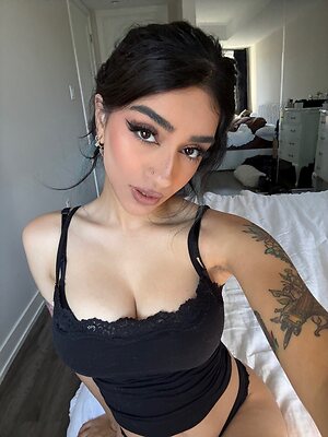 Set 8 — 4 photos