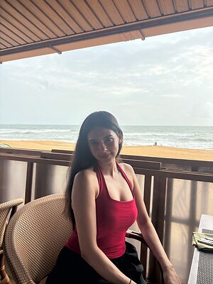 Sakshi Sharma leaked photo #7