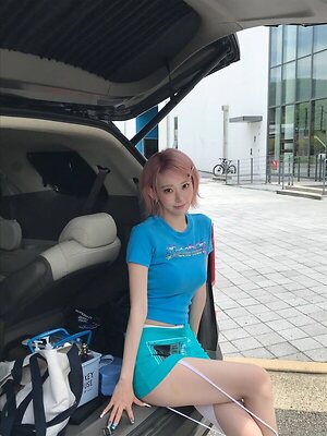 Sakura Miyawaki leaked photo #40
