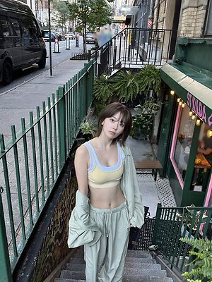 Sakura Miyawaki leaked photo #100
