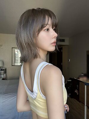 Sakura Miyawaki leaked photo #108