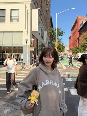 Sakura Miyawaki