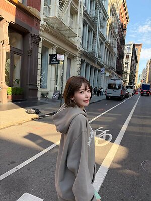 Sakura Miyawaki leaked photo #121