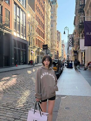 Sakura Miyawaki leaked photo #125