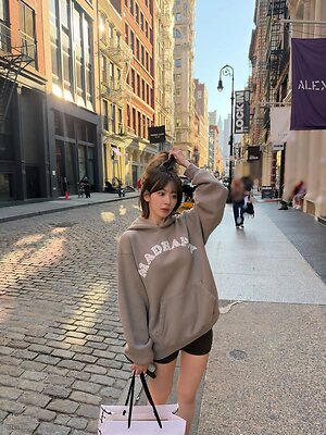 Sakura Miyawaki leaked photo #126