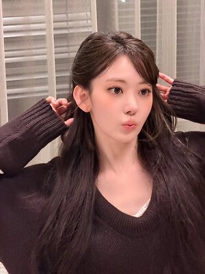 Sakura Miyawaki leaked photo #144