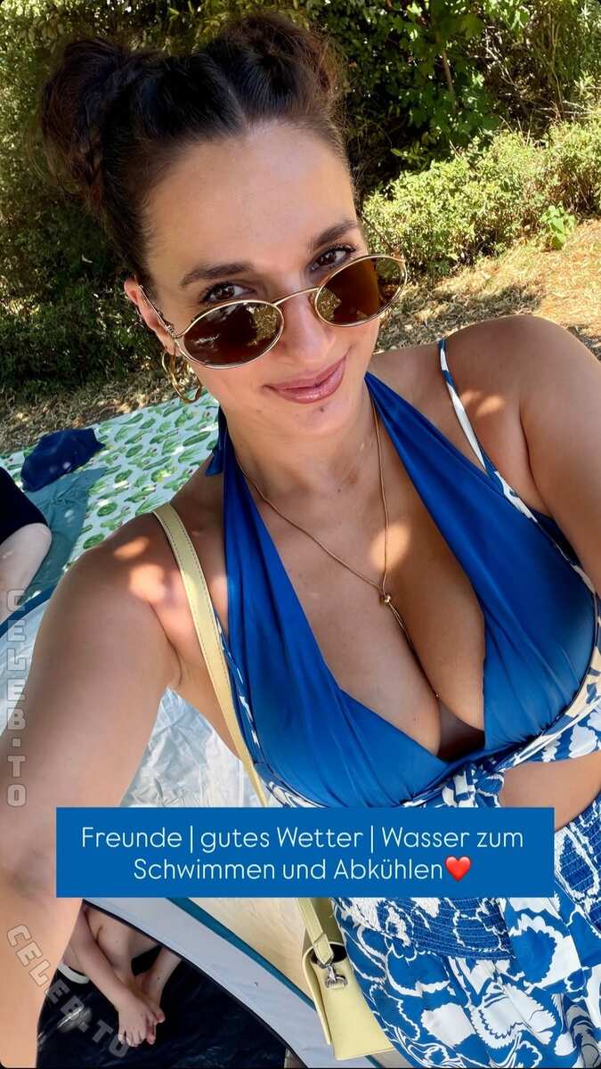 Saliha Özcan photo