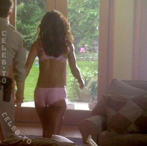 Salli Richardson photo
