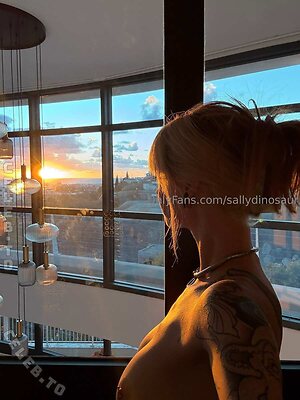 SallyDinosaur Nude Leaked Photo #162