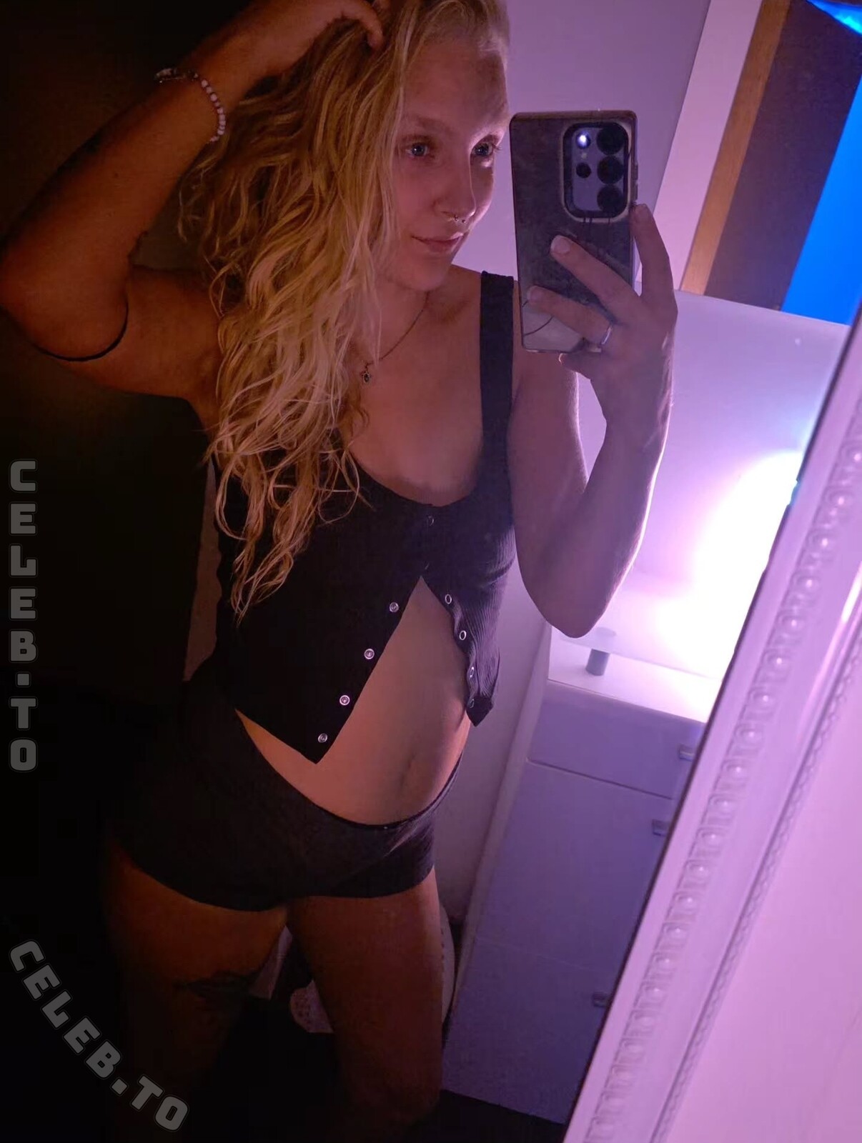 Sallyisgaming photo