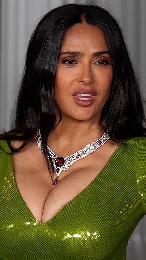 Salma Hayek Hot leaked photo #50