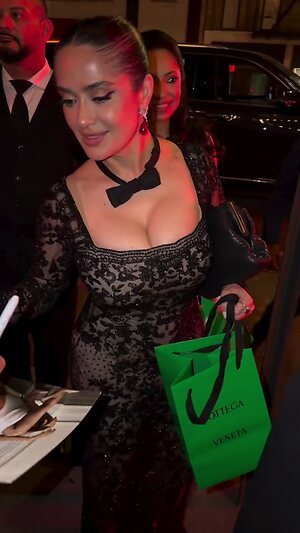 Salma Hayek leaked photo #81