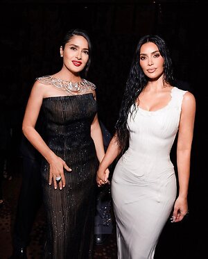 Salma Hayek leaked photo #213