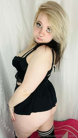 Sam aka littlescarefox leaked photo #5