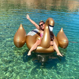 Samantha Brown leaked photo #27