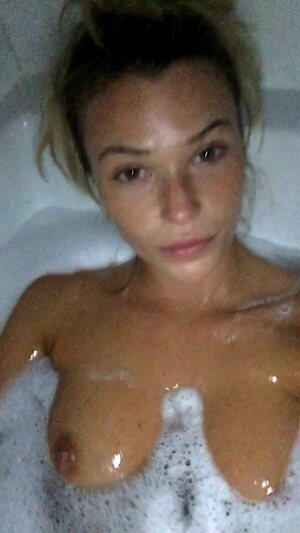 Samantha Hoopes leaked photo #44