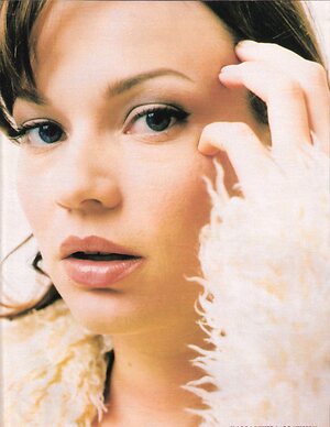 Samantha Mathis Nude Leaked Photo #6