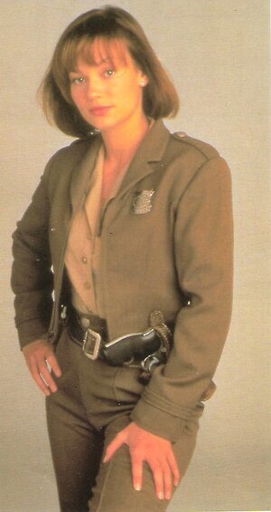 Samantha Mathis Nude Leaked Photo #14