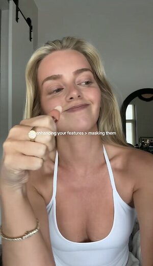 Samantha Riehl leaked photo #7