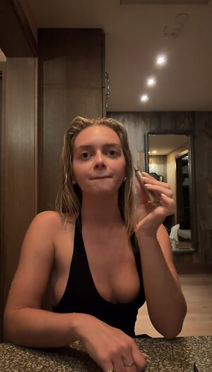 Samantha Riehl leaked photo #30