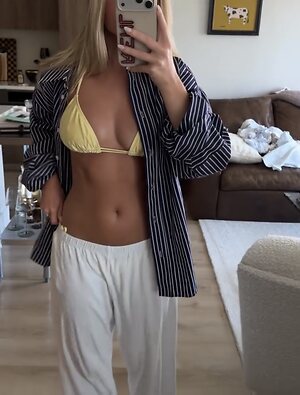 Samantha Riehl leaked photo #46