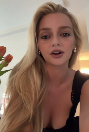 Samantha Riehl leaked photo #60